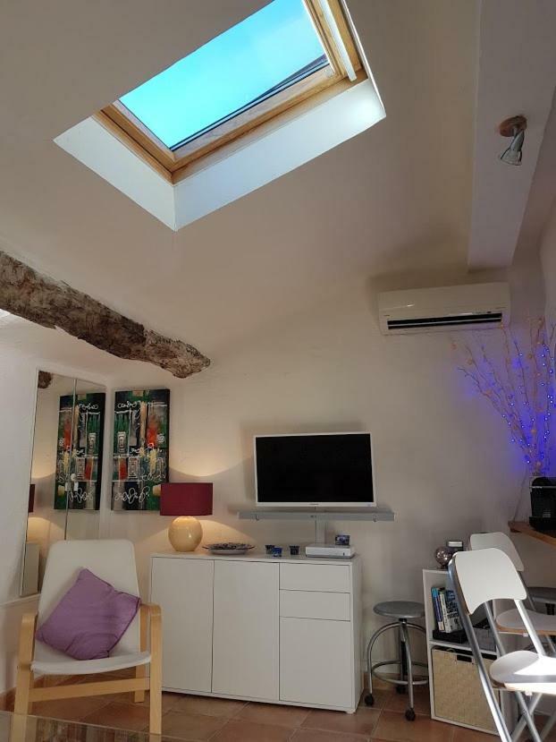 Suquet26 Apartment คานส์ ภายนอก รูปภาพ